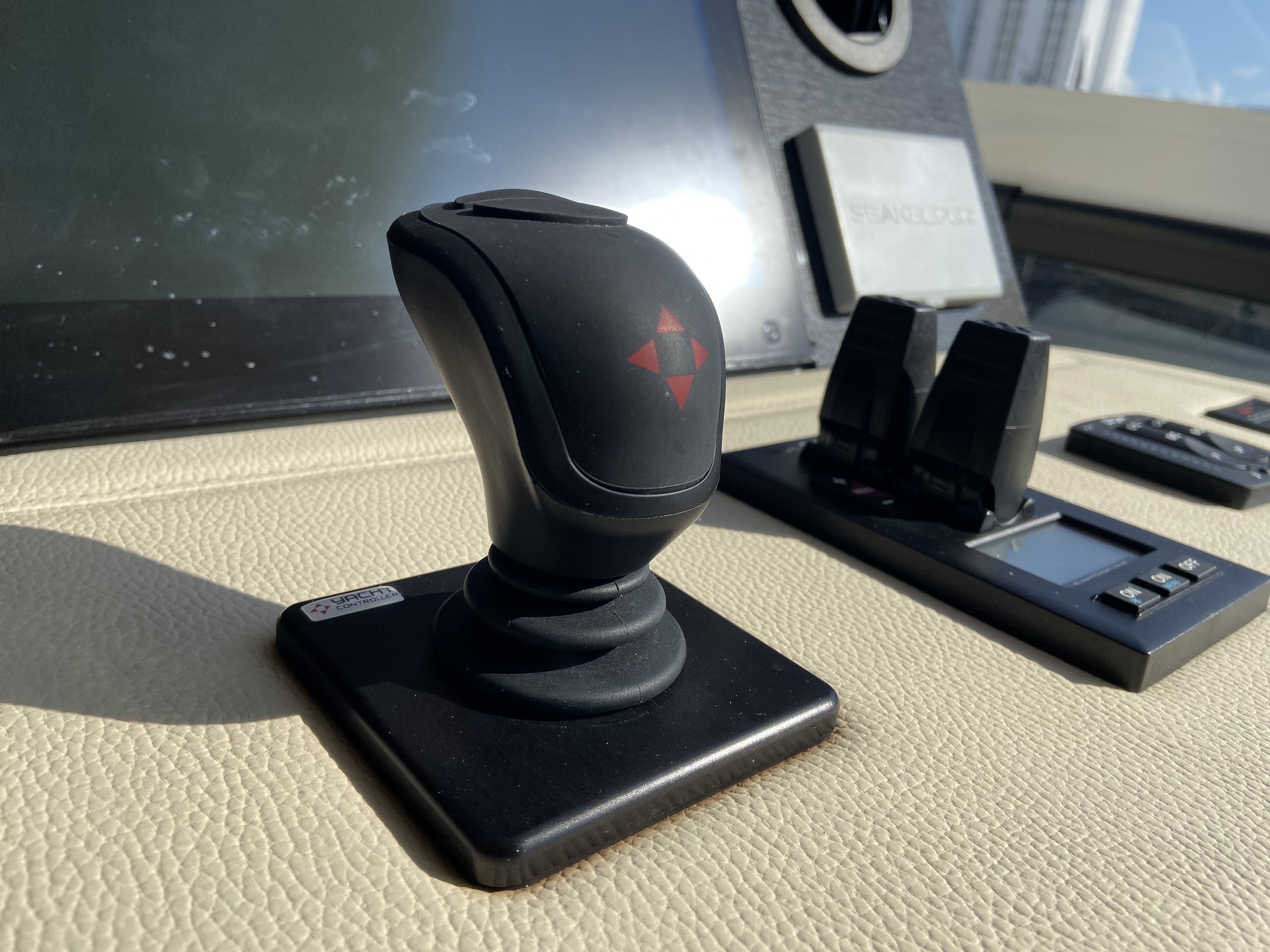 Yacht Controller by The Yacht Group